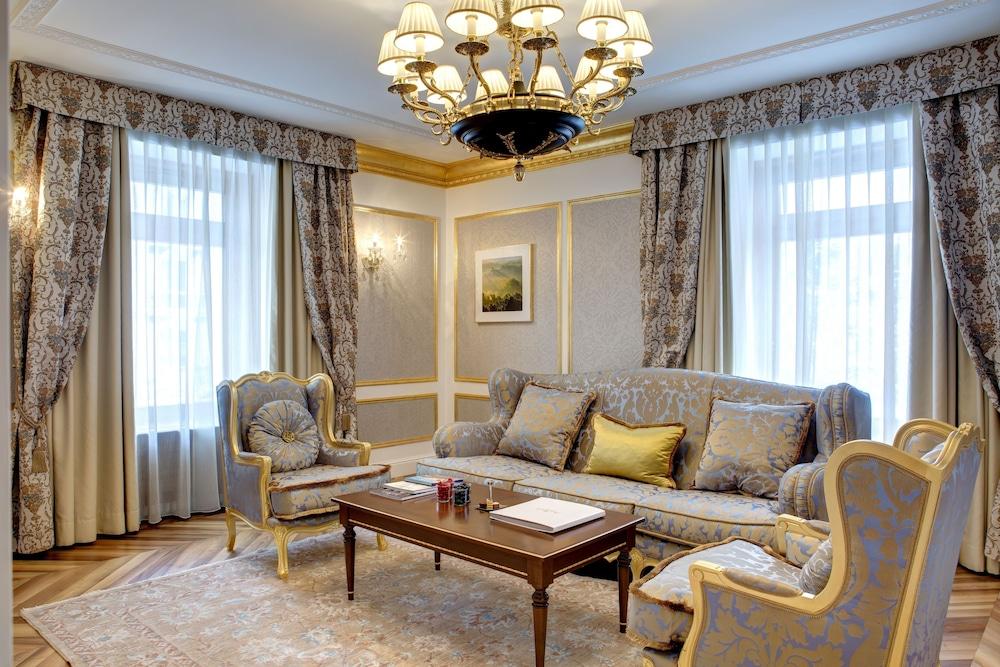Flueela - The Unbound Collection By Hyatt 5*